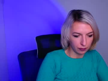 Mishelle_Blondie Chaturbate stream image from November 28, 2025