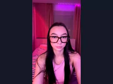 Nilsamazuo Chaturbate stream image from November 28, 2025
