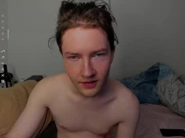 Skip_London Chaturbate stream image from November 28, 2025
