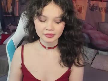 Emilychaves Chaturbate stream image from November 28, 2025