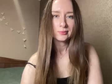 Smilequeen_ Chaturbate stream image from November 28, 2025