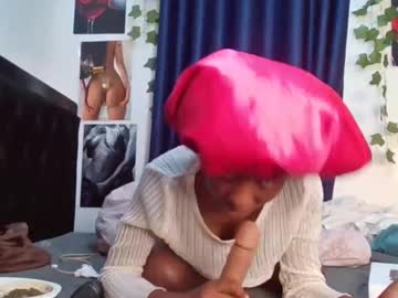 Creamy_Kitty5 Chaturbate stream image from November 28, 2025