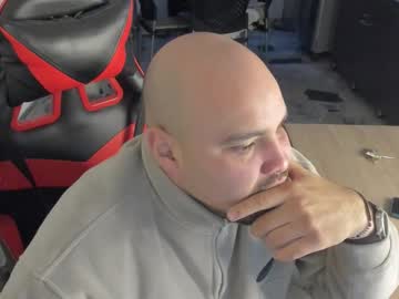Eliancrow Chaturbate stream image from November 28, 2025