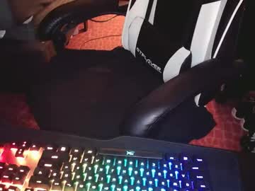 Im_Weirdd Chaturbate stream image from November 28, 2025