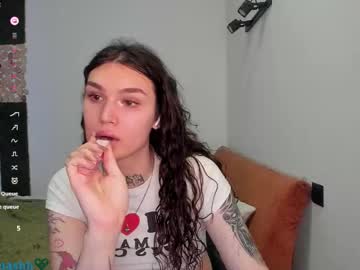 Shhdana Chaturbate stream image from November 28, 2025