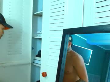 Matteo_Rreal Chaturbate stream image from November 28, 2025