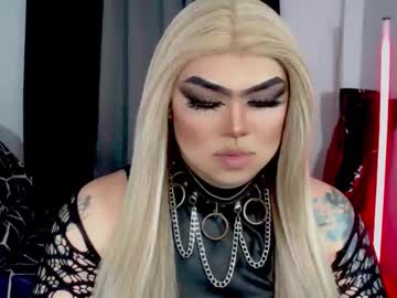 Michellevixen921 Chaturbate stream image from November 29, 2025