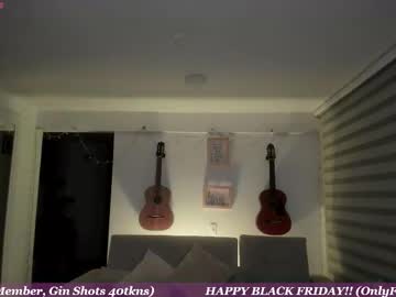 Im_Mariana Chaturbate stream image from November 29, 2025