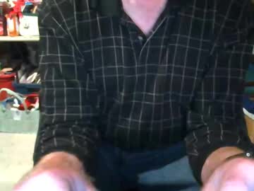 Mikeb3200 Chaturbate stream image from November 29, 2025