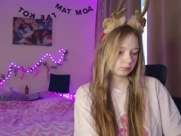 Mimichelle Chaturbate stream image from November 29, 2025