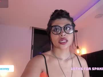 Saraa_A19 Chaturbate stream image from November 29, 2025