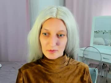 Viktoriaclark Chaturbate stream image from November 29, 2025