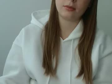 Funemma000 Chaturbate stream image from November 29, 2025