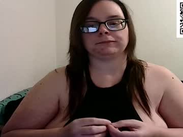 Peachymilkers Chaturbate stream image from November 29, 2025