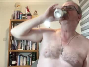 Kipperteam Chaturbate stream image from November 29, 2025