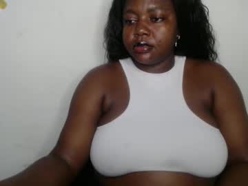Lovecumsluttie Chaturbate stream image from November 29, 2025