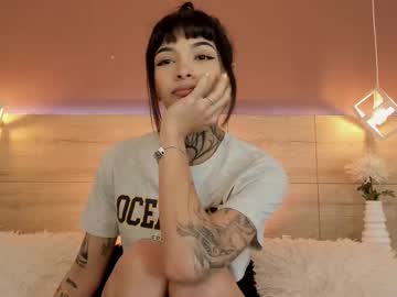 Aa_Lunit Chaturbate stream image from November 29, 2025