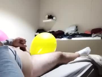 Vikingo3333893888 Chaturbate stream image from November 29, 2025
