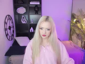 Emily_Air Chaturbate stream image from November 29, 2025