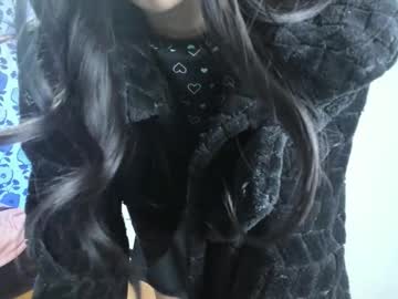 Valentinaklean1 Chaturbate stream image from November 29, 2025