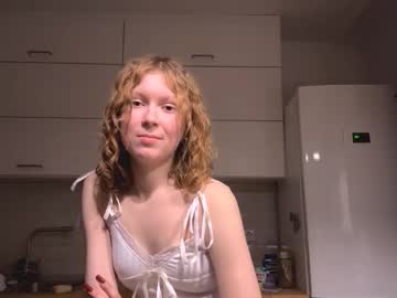 Anglelazich Chaturbate stream image from November 29, 2025