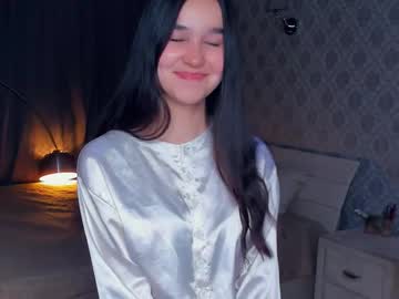 Lilliecelina Chaturbate stream image from November 29, 2025