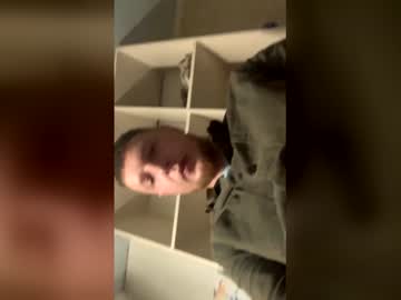 Seventeeenns Chaturbate stream image from November 29, 2025