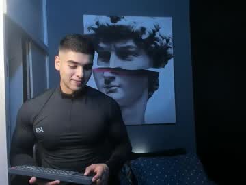 Andresmuscle_ Chaturbate stream image from November 29, 2025