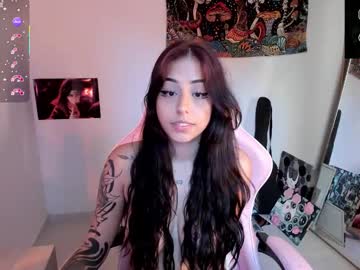 Circe_L Chaturbate stream image from November 29, 2025
