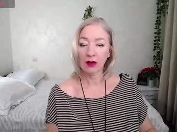 Hunters_Woman Chaturbate stream image from November 29, 2025