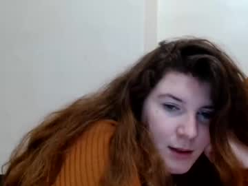 Kittyfux Chaturbate stream image from November 29, 2025
