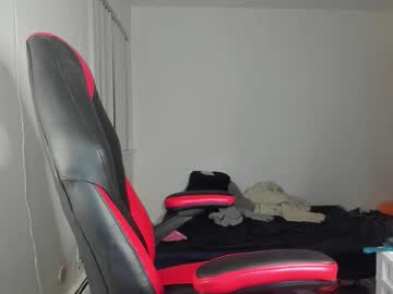 Kroddy1985 Chaturbate stream image from November 29, 2025