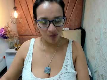 Marylinmilf Chaturbate stream image from November 29, 2025