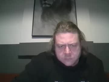 Arthure944491 Chaturbate stream image from November 30, 2025