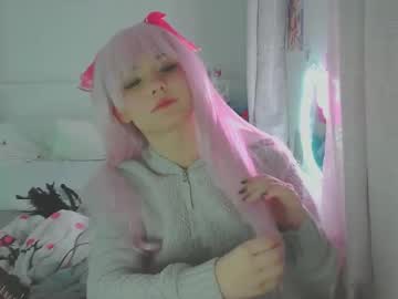 Cinnanmoe Chaturbate stream image from November 30, 2025