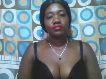 Soazara85 Chaturbate stream image from November 30, 2025