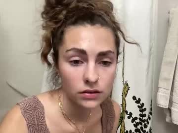 Rylanxoxo Chaturbate stream image from November 30, 2025