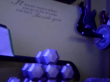 Johnny6942eh Chaturbate stream image from November 30, 2025