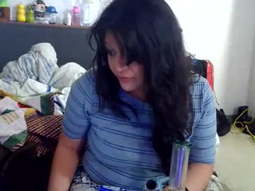 Tastycakes999 Chaturbate stream image from November 30, 2025