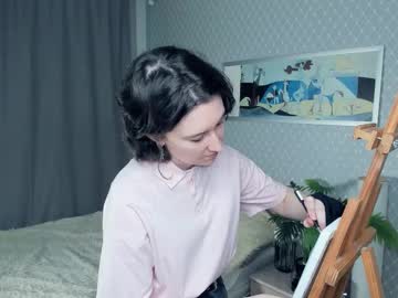 Crissybrave Chaturbate stream image from November 30, 2025