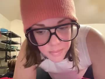 Linusloves Chaturbate stream image from November 30, 2025