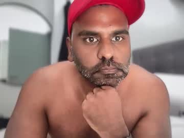 Luv2bbreeded Chaturbate stream image from November 30, 2025