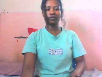Mayrah5 Chaturbate stream image from November 30, 2025