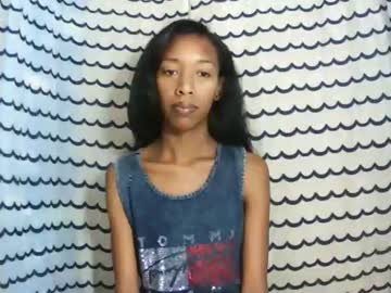 Oliviah27 Chaturbate stream image from November 30, 2025