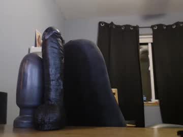 Woody1nut Chaturbate stream image from November 30, 2025