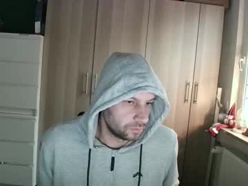 Keevo89 Chaturbate stream image from November 30, 2025