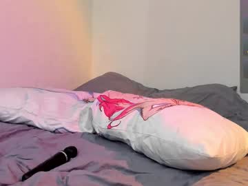 Twintoyss Chaturbate stream image from November 30, 2025