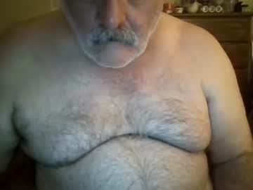 Oldcockforyngladies Chaturbate stream image from November 30, 2025