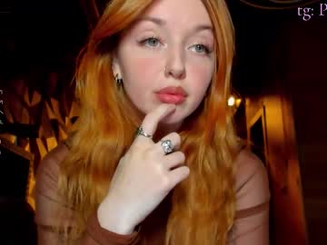 Polly_Luna Chaturbate stream image from November 30, 2025