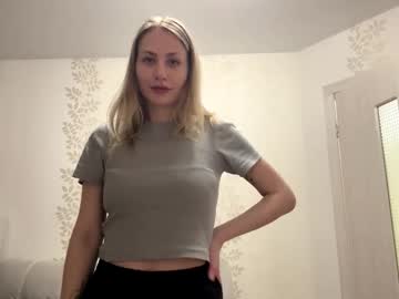 Dorielathern Chaturbate stream image from November 30, 2025